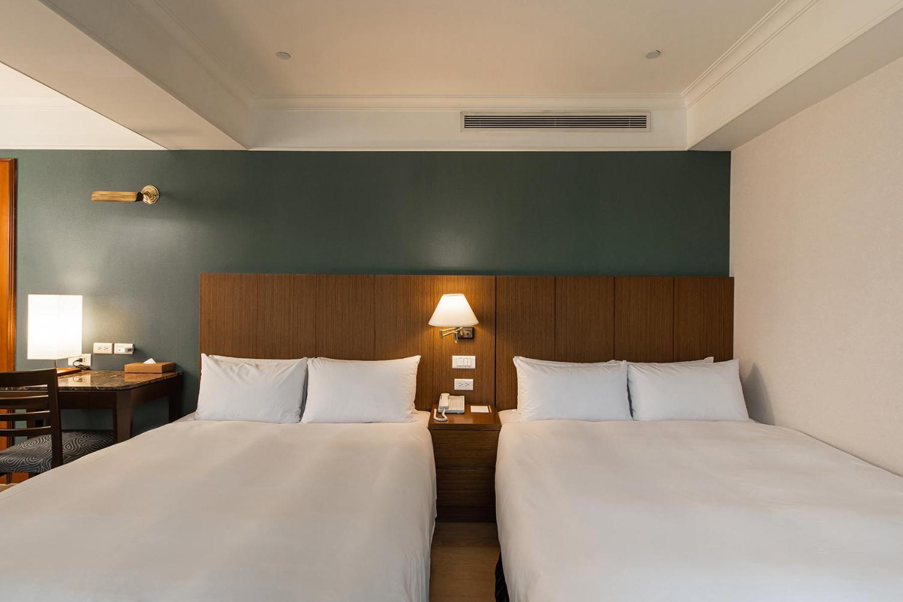 Hotel National Тайджун Екстериор снимка