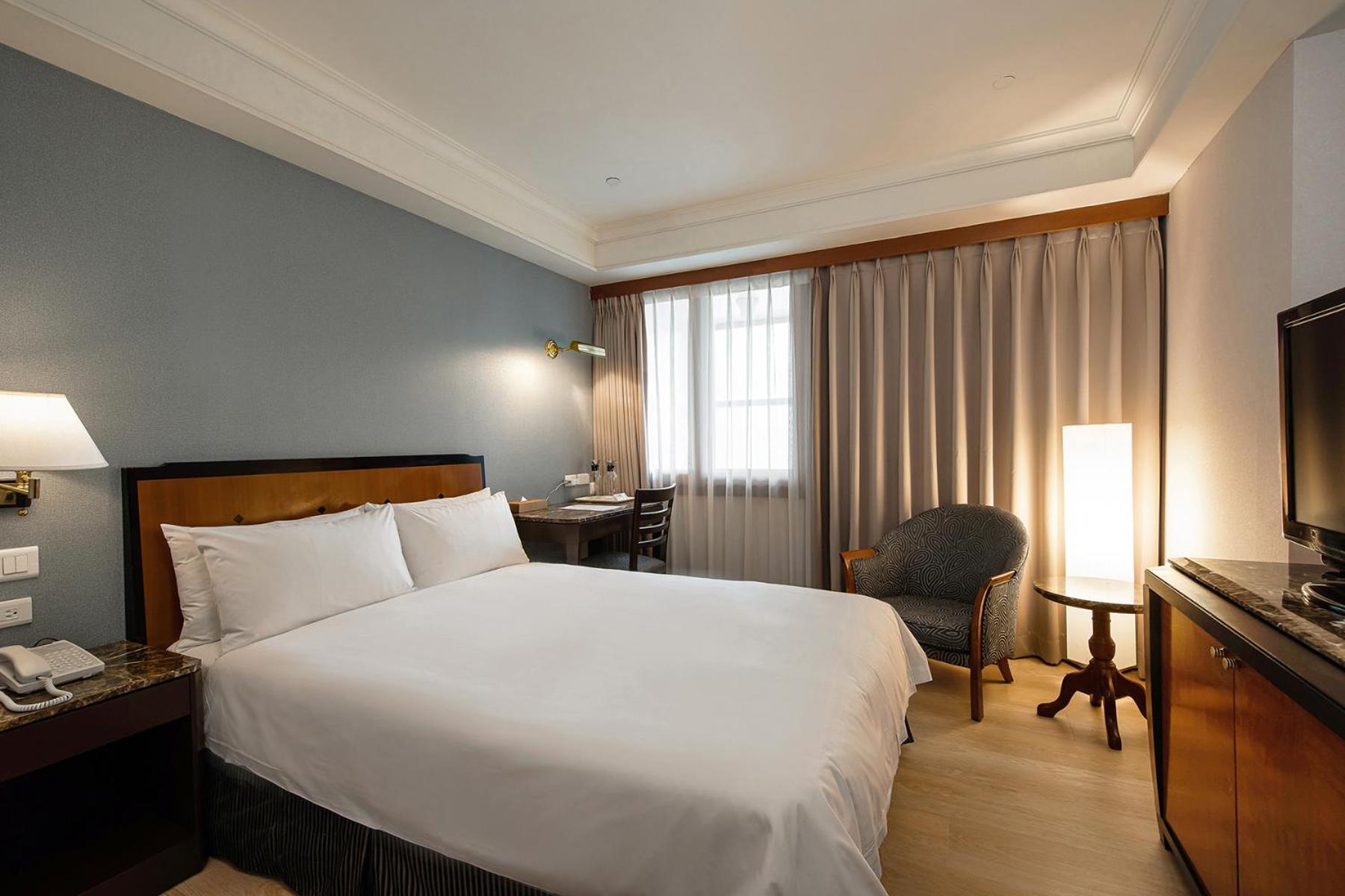 Hotel National Тайджун Екстериор снимка