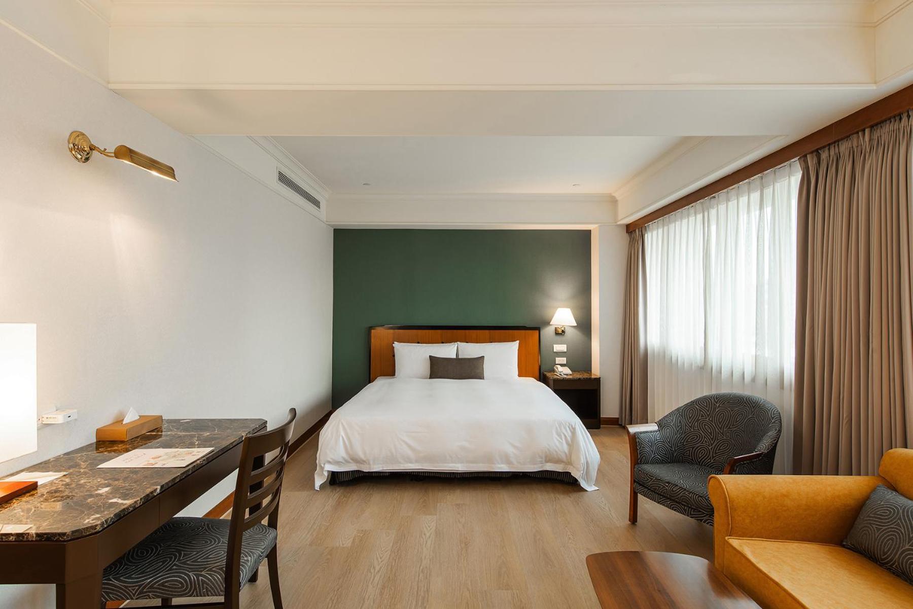 Hotel National Тайджун Екстериор снимка