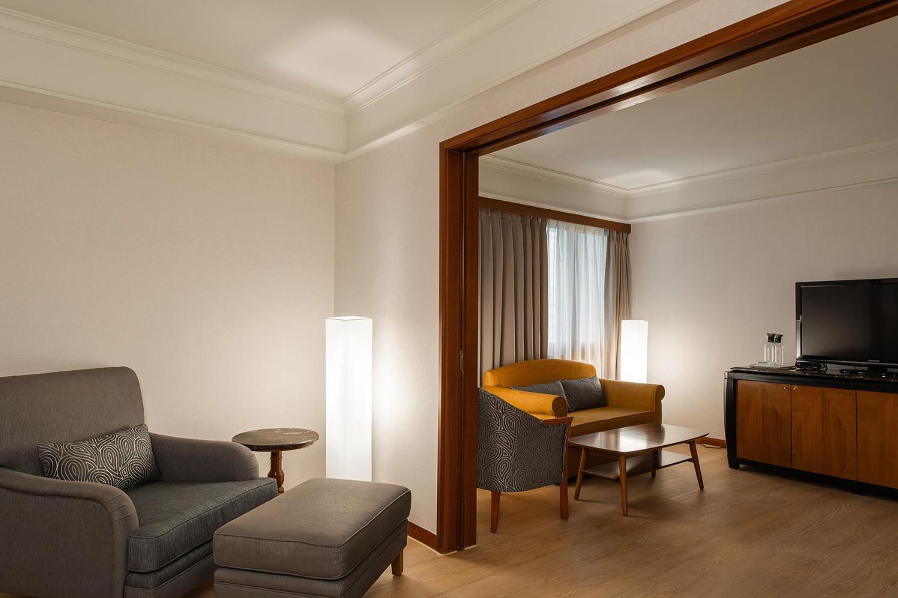 Hotel National Тайджун Екстериор снимка
