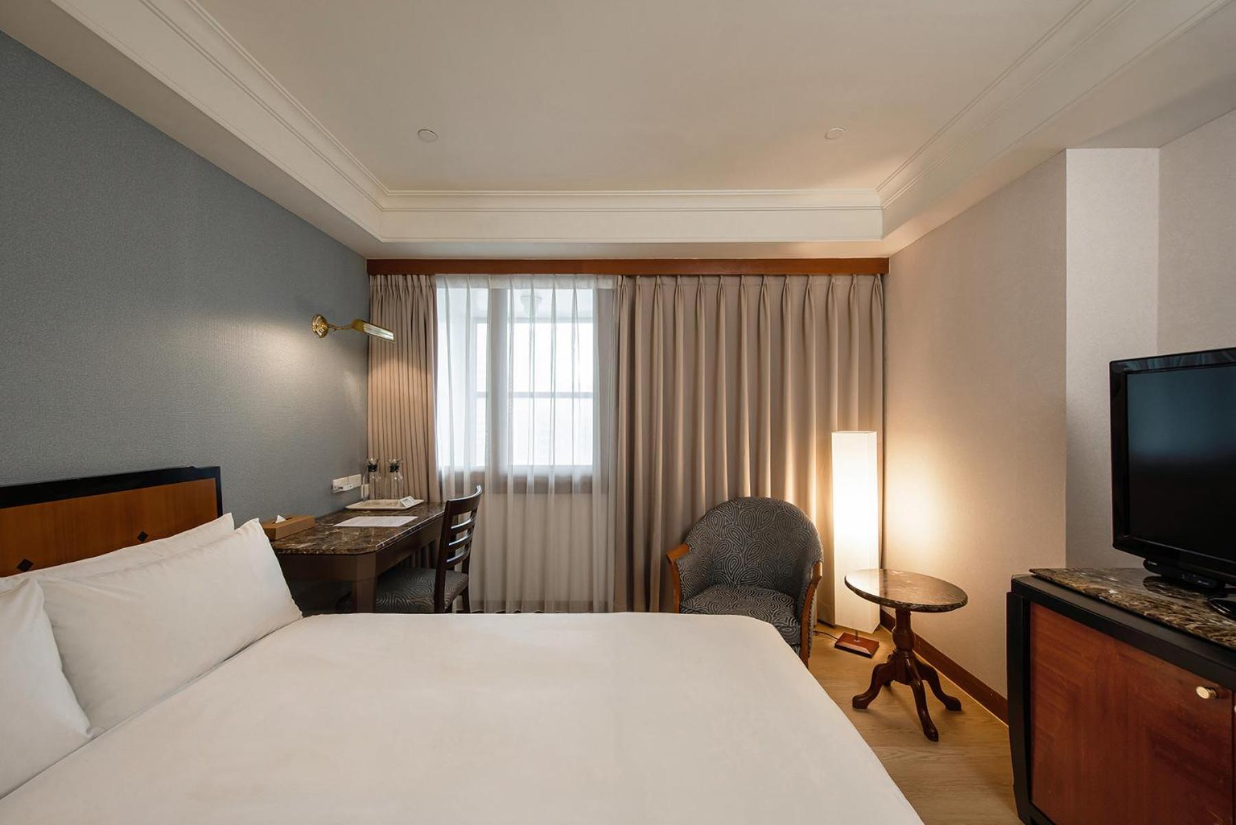 Hotel National Тайджун Екстериор снимка