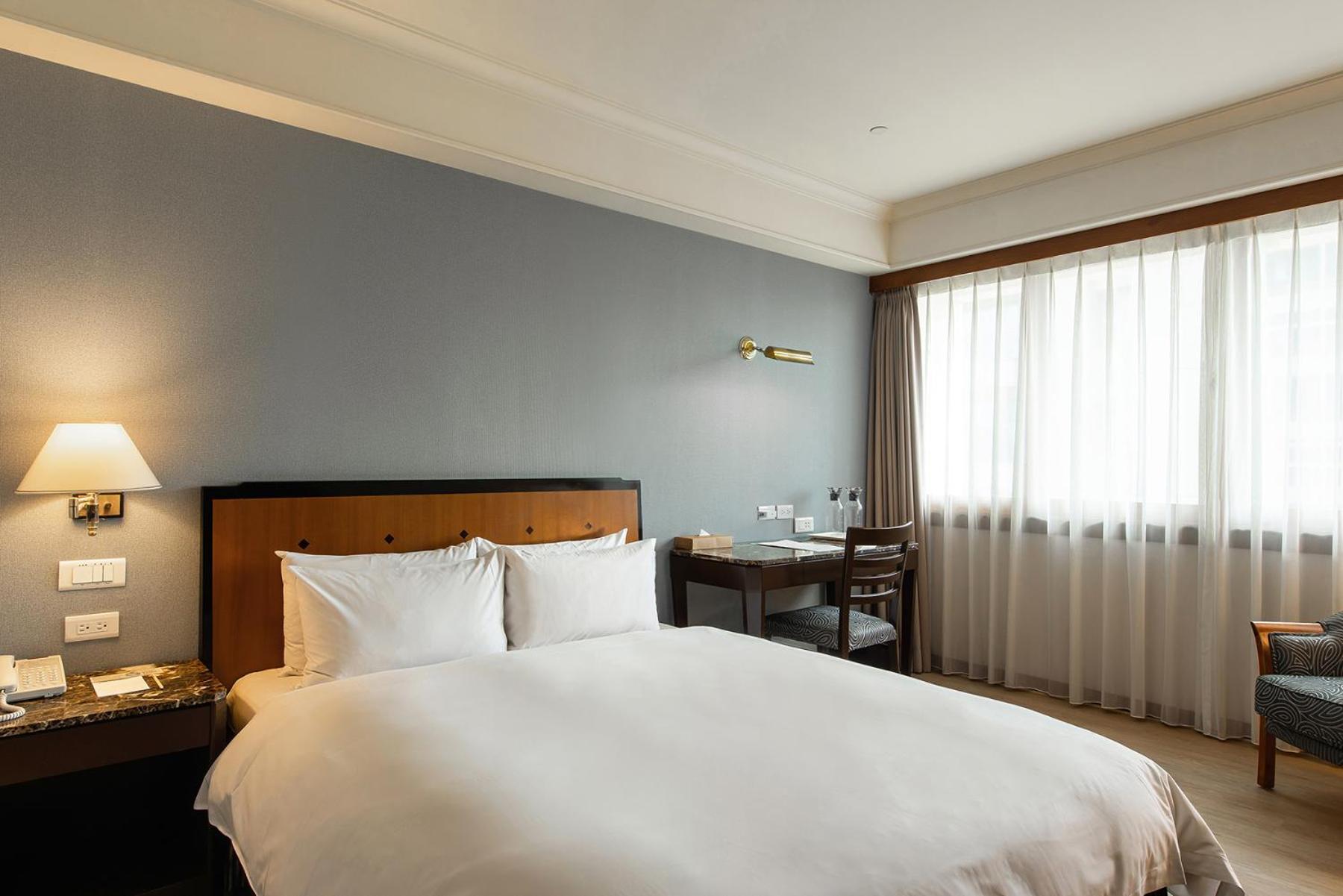Hotel National Тайджун Екстериор снимка