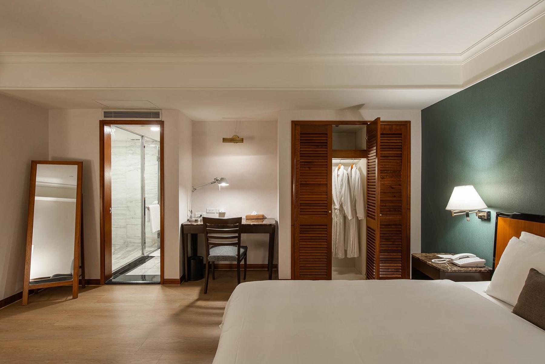 Hotel National Тайджун Екстериор снимка